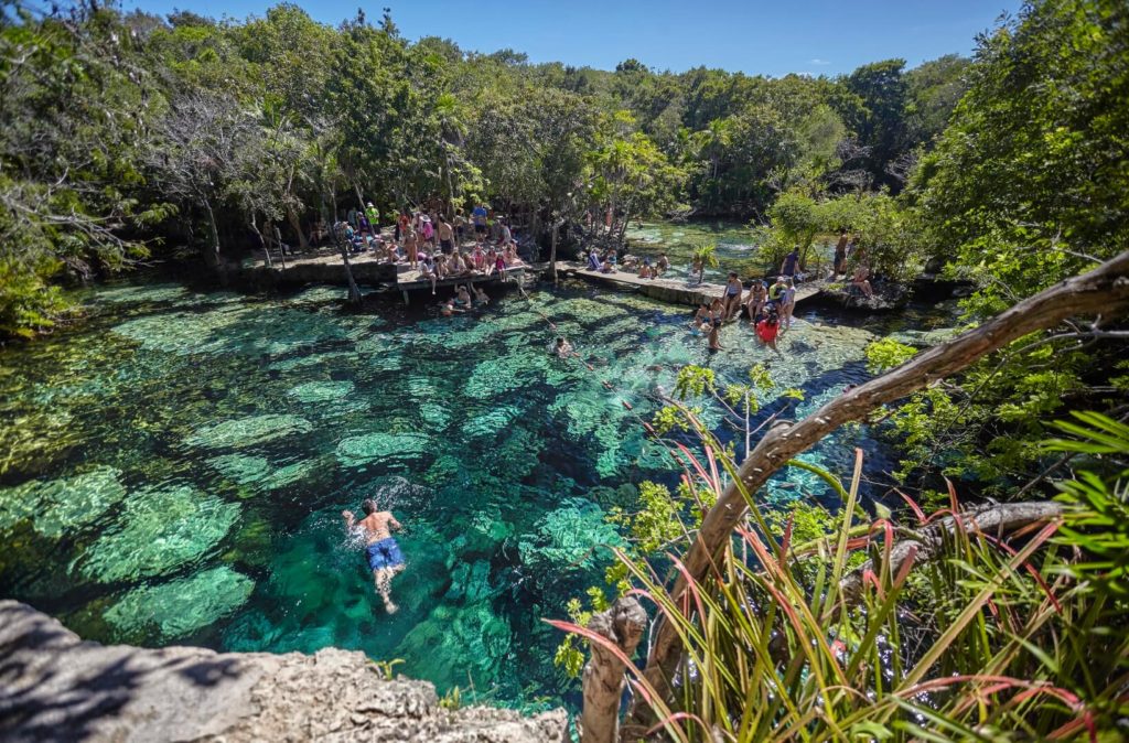 Cenote azul Tulum